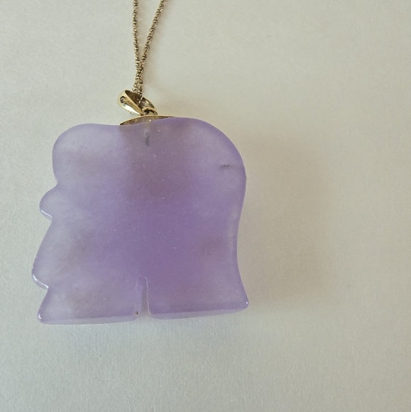 Purple Jade Elephant Necklace 10kt gold - Picture 3 of 16